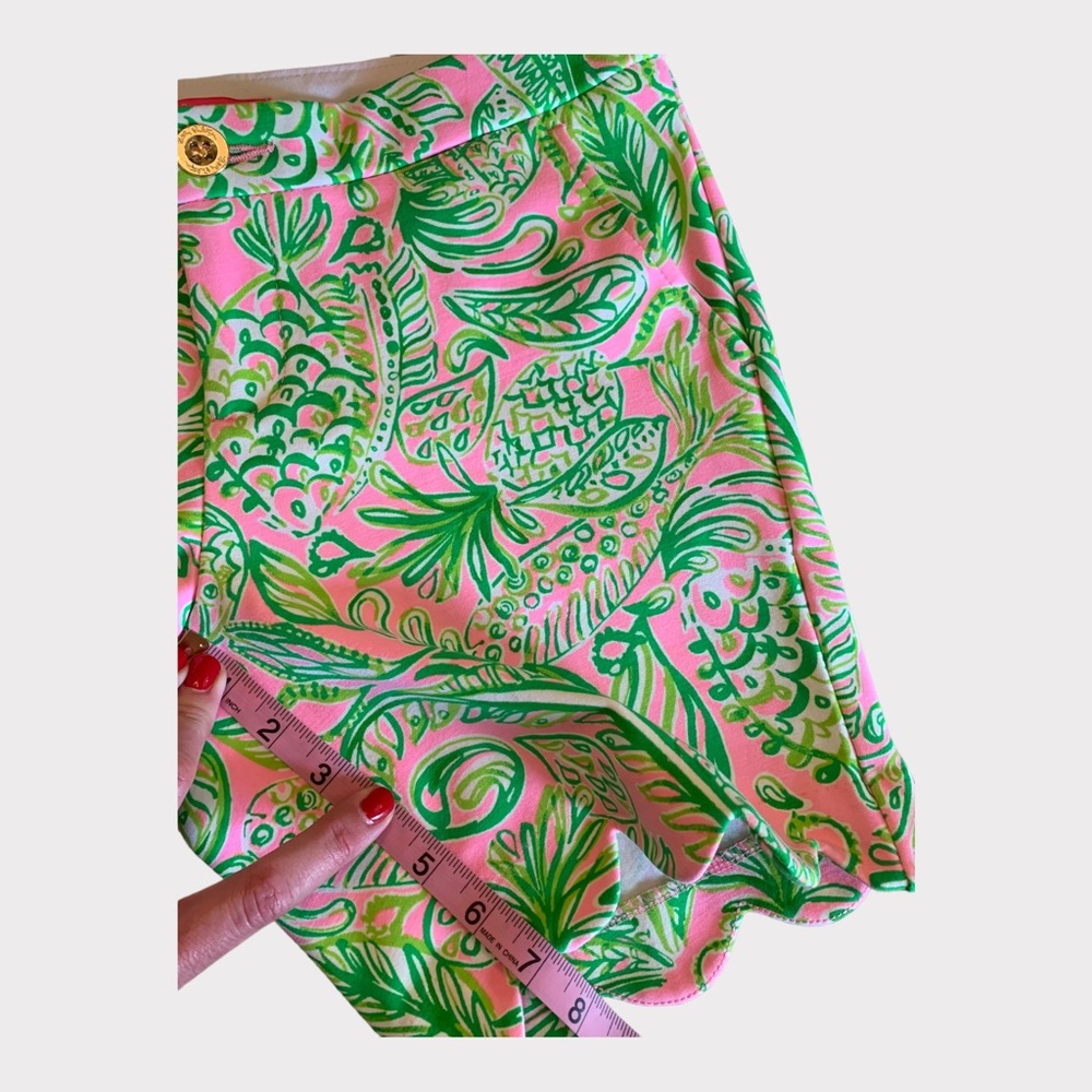 LILY PULITZER Darci Knit Scalloped Hem Shorts Pink/Green Size 0 - Picture 5 of 12